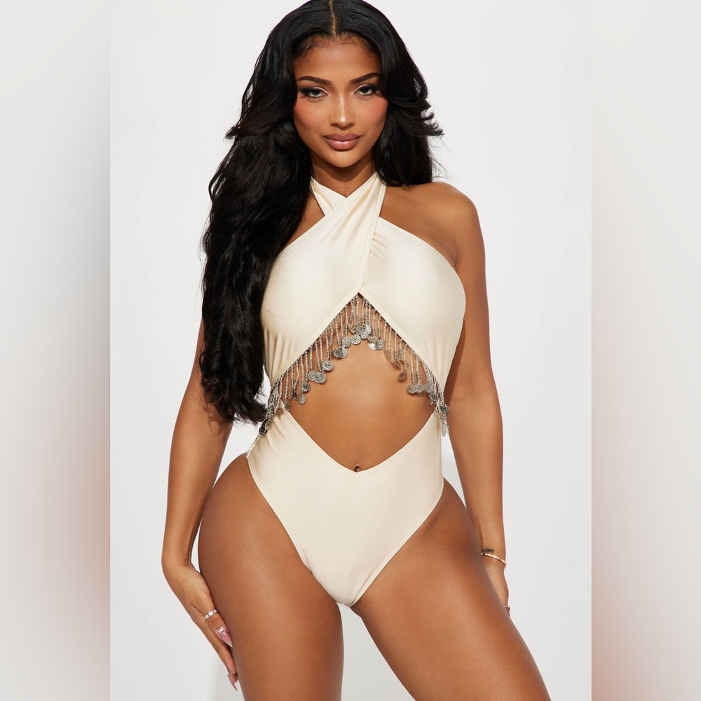 Fashion Nova Brand New Beach Clubs Vibe Swimsuit